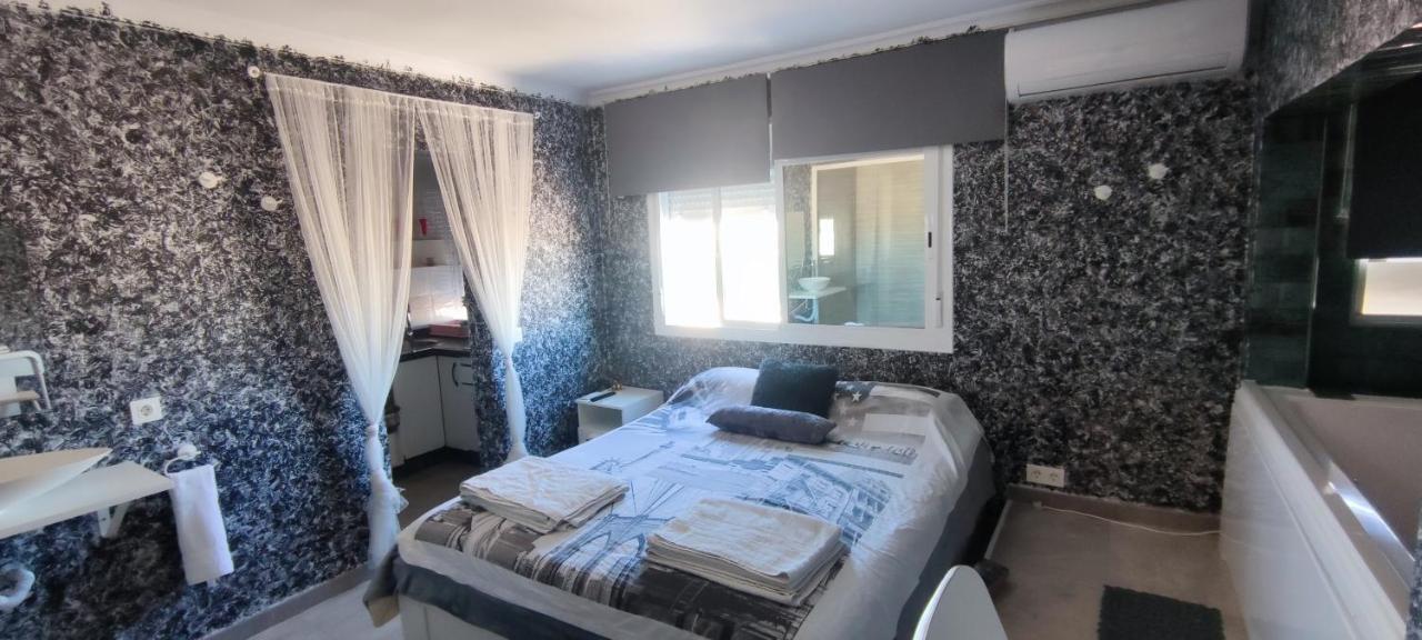 Latorre Jacuzzi Jerez Lägenhet Jerez de la Frontera Exteriör bild